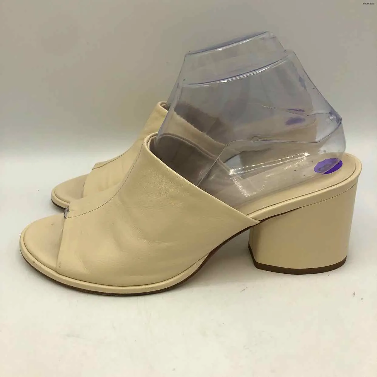 AEYDE Ivory Leather Italian Made 3 Chunky Heel Shoe Size 38.5 US: 8 Shoes