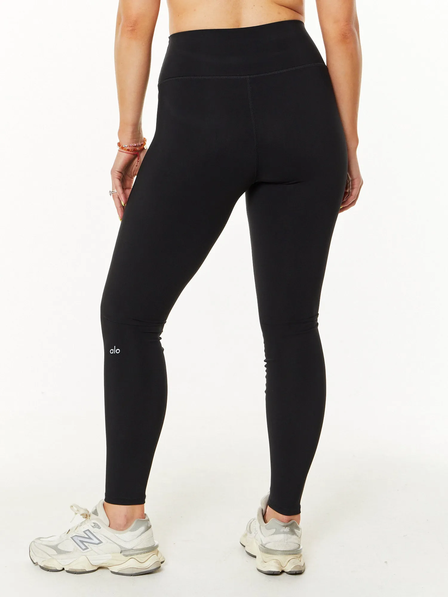 Alo | High-Waist Solid Vapor Legging | Black