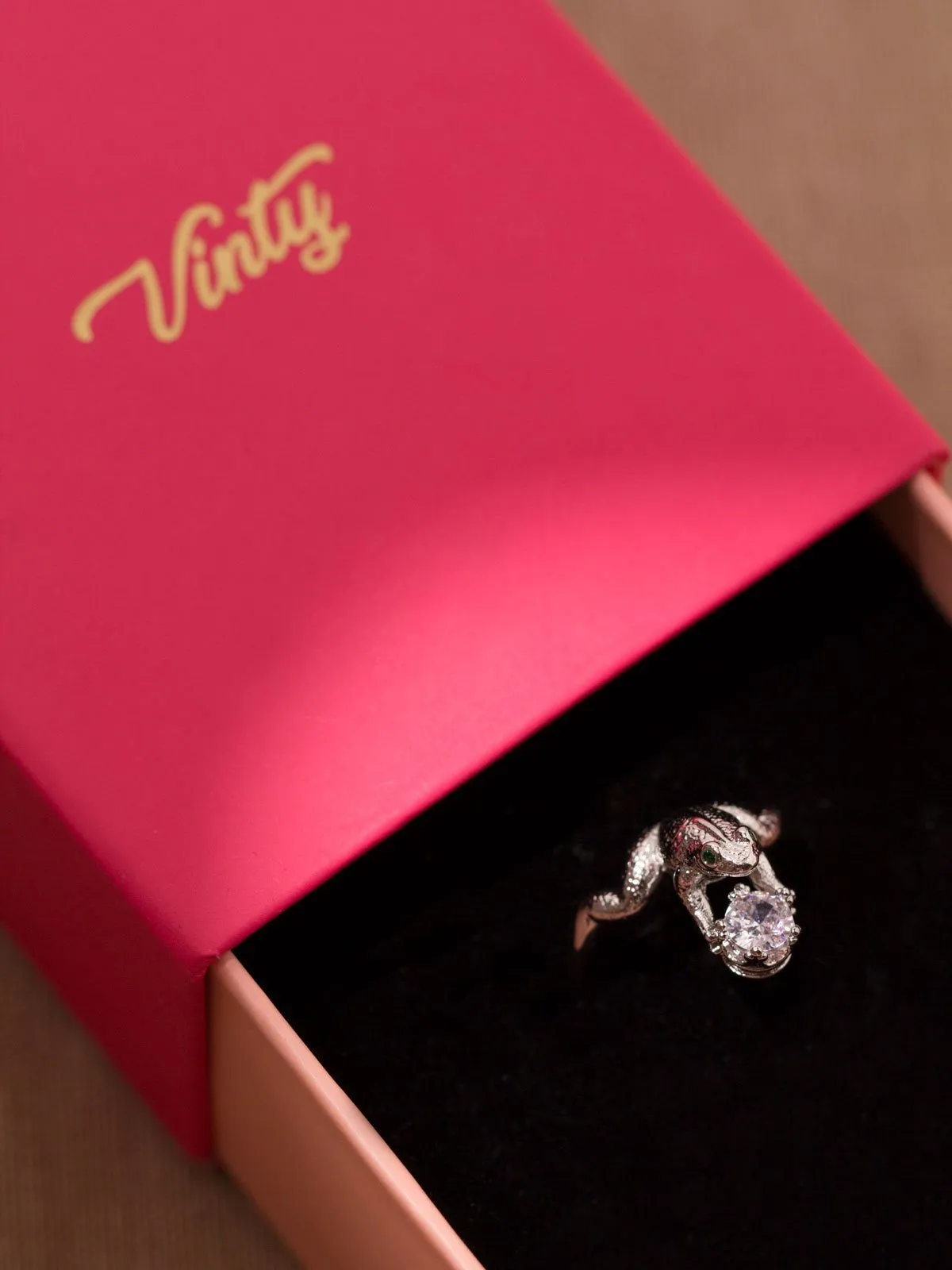 Charming Frog Ring