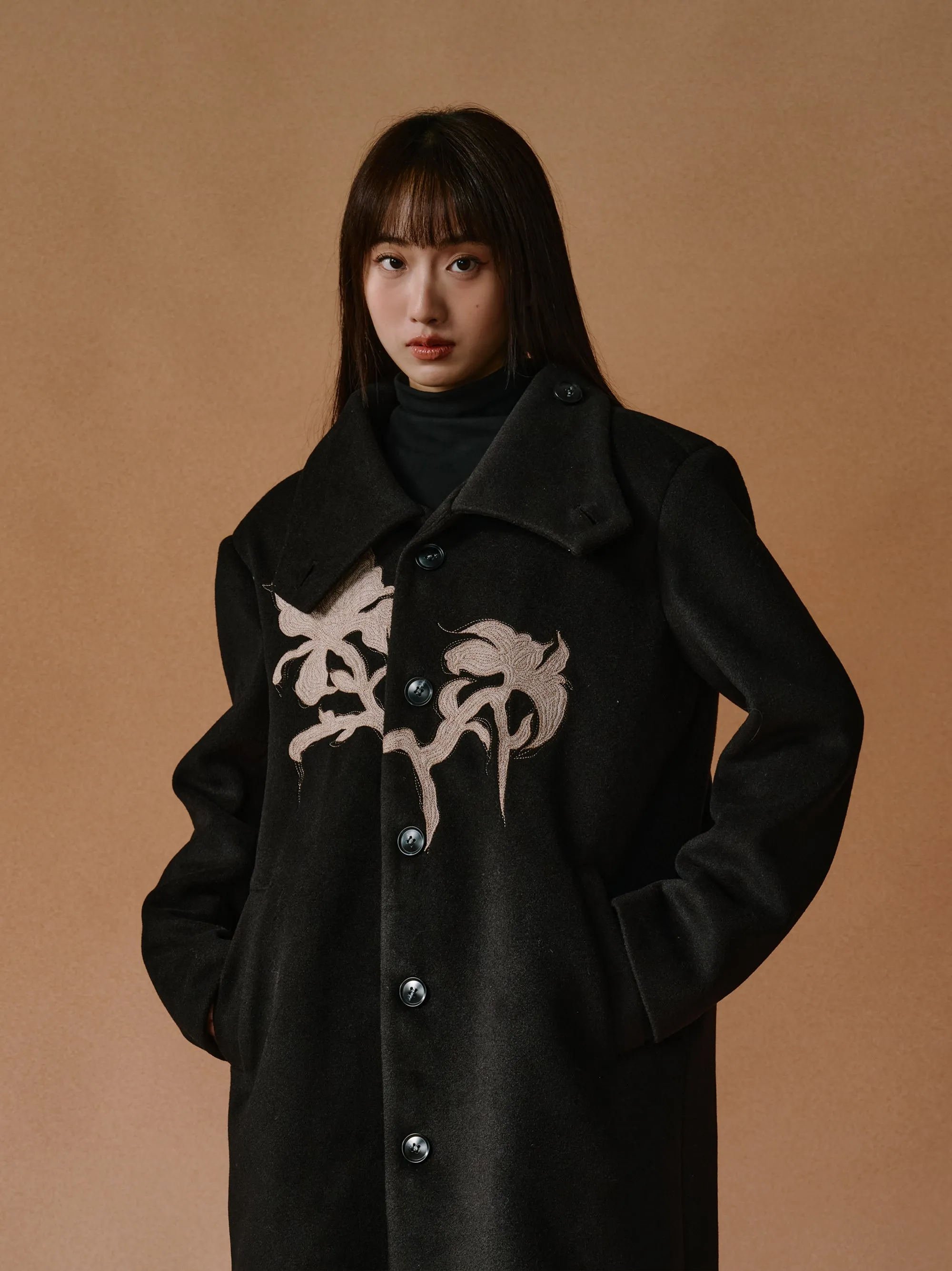 Chinese Style Iris Appliqué Embroidered Coat