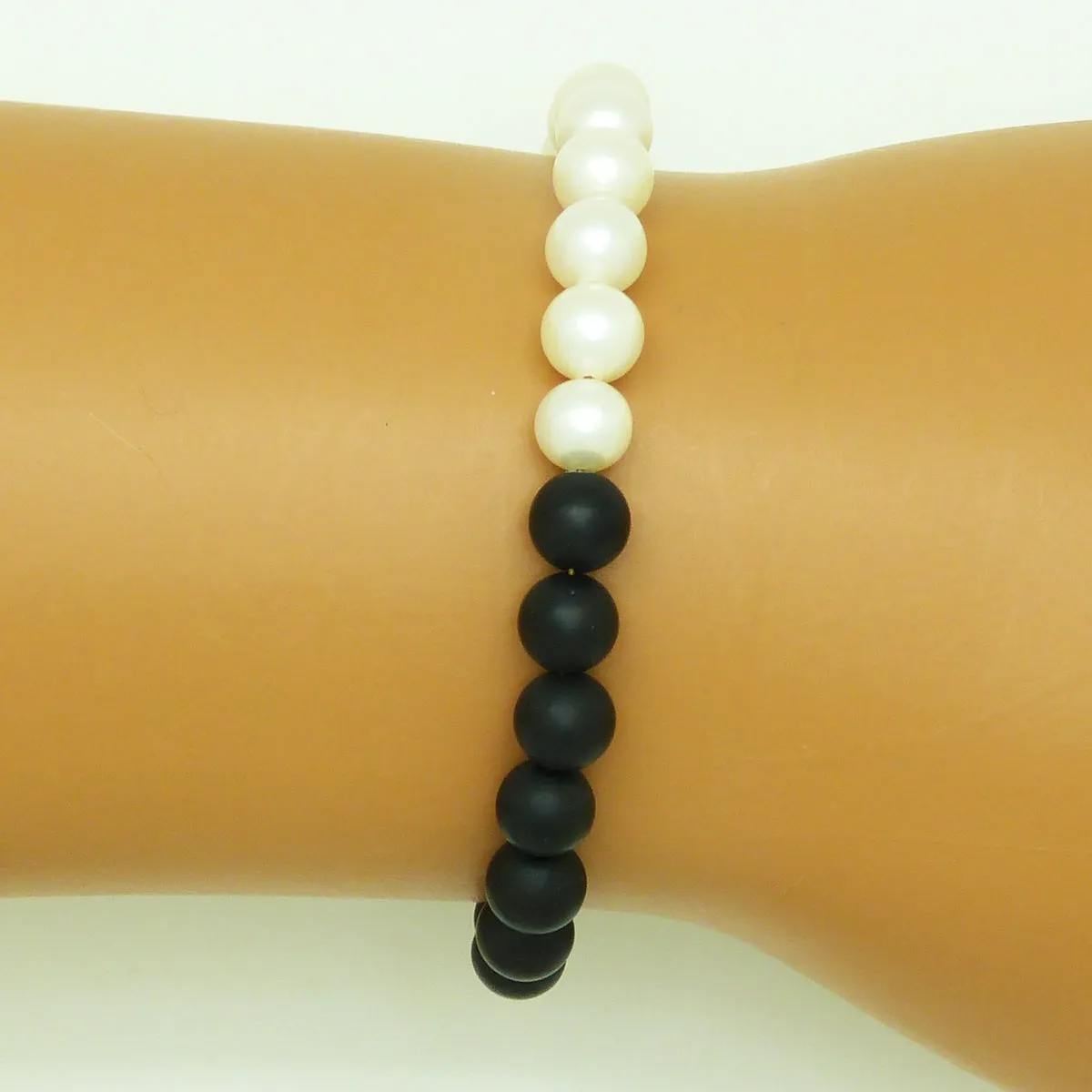 Instagram look 50/50 Fresh Water Pearl and Black Onyx Necklace Bracelet by bara boheme