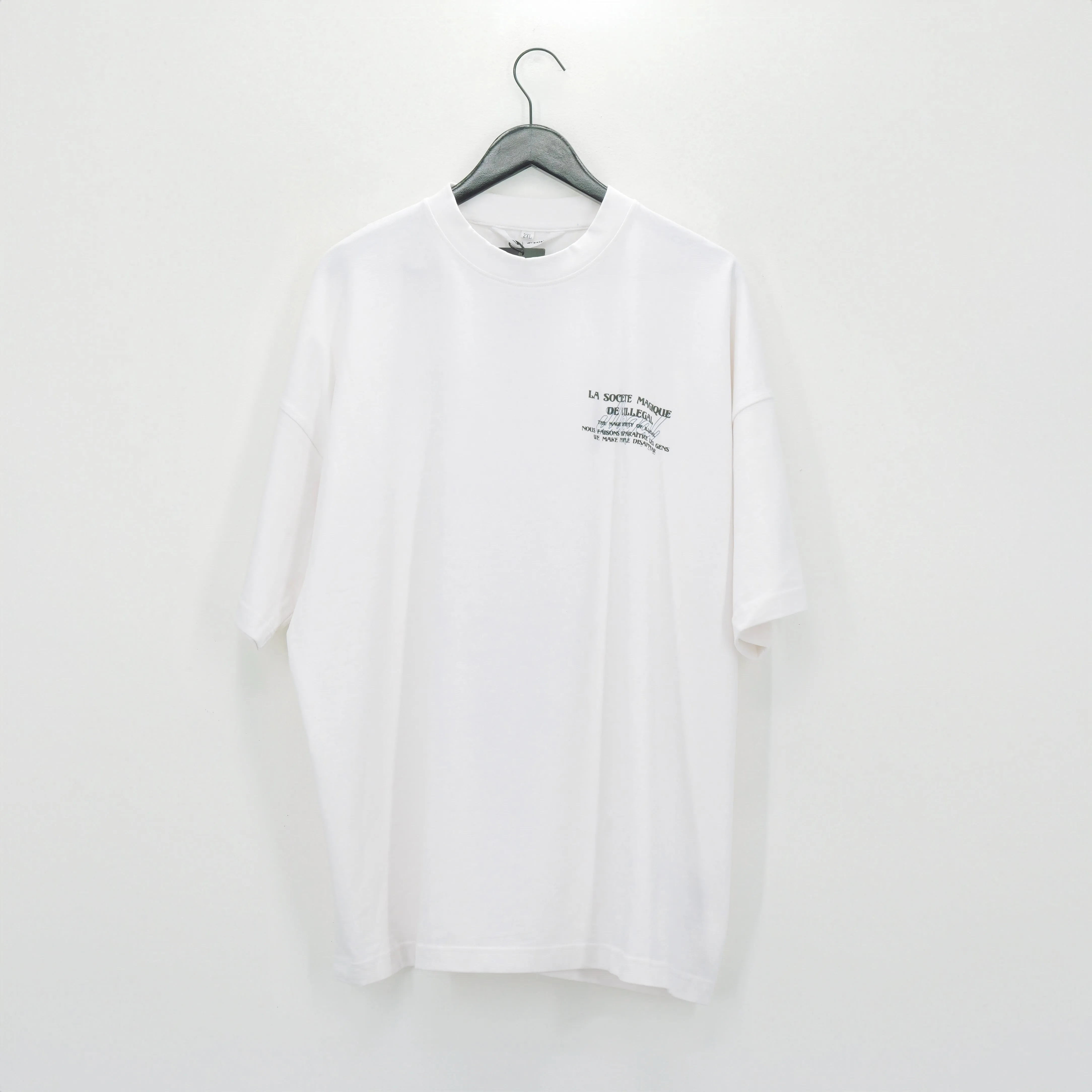 MAGIC TEE WHITE