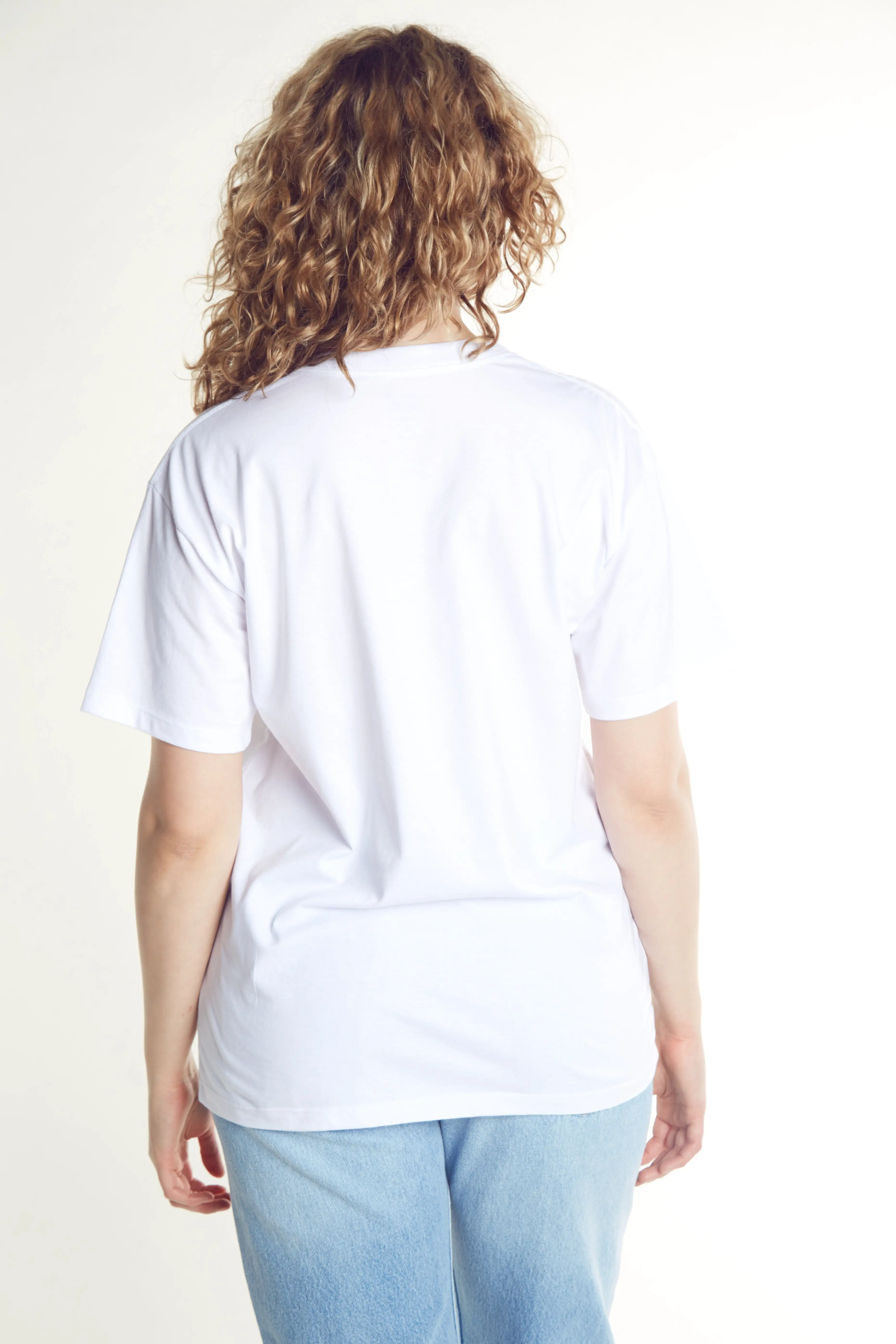 Remera Mc Vulk Oval Tee White