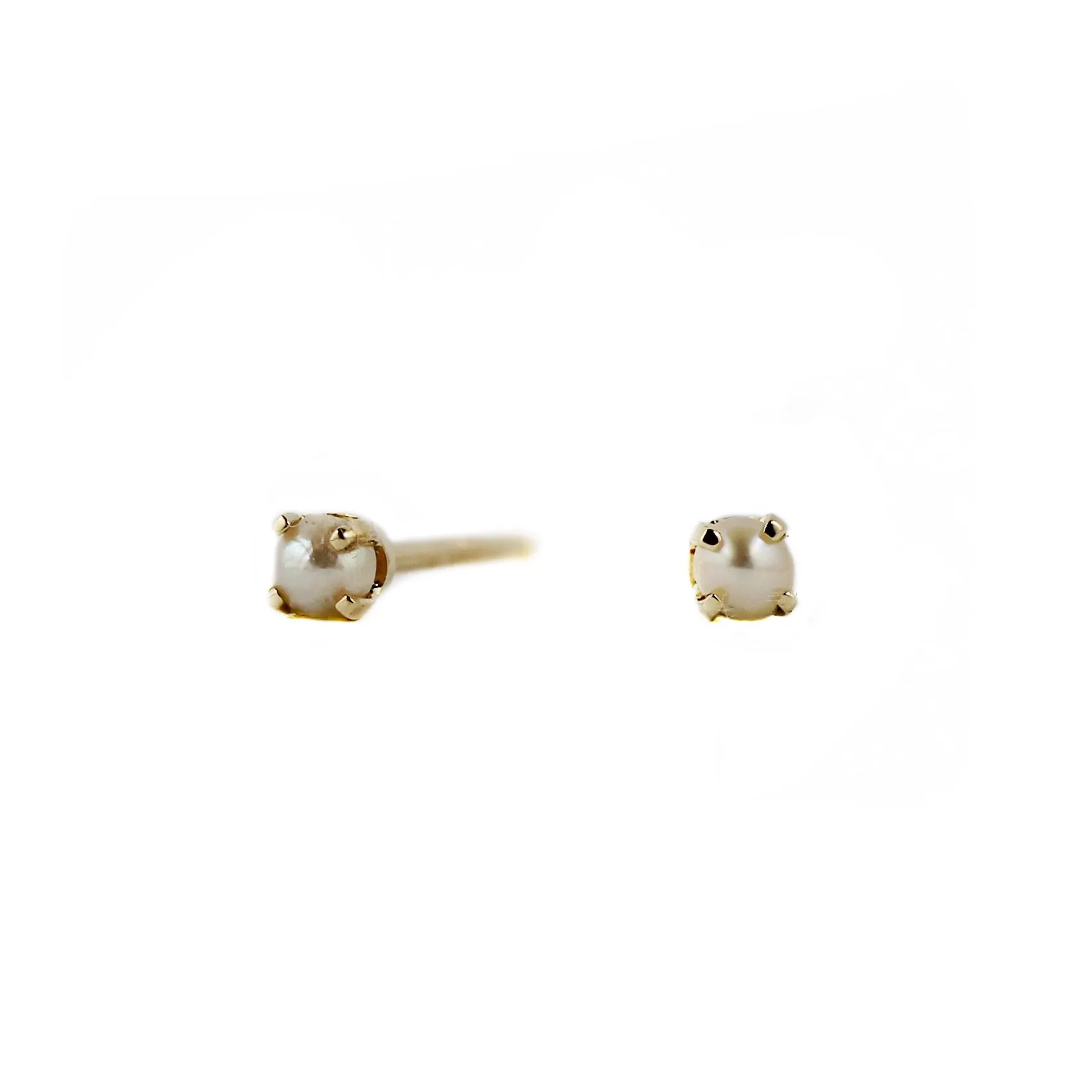 Tiny Pearl Yellow Gold Single Stud - Sarah Gardner