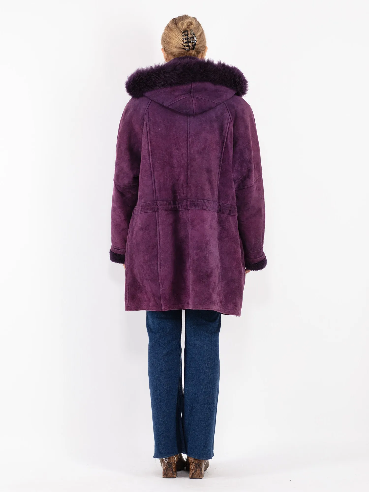 Vintage 90's Women Hooded Sheepskin Coat in Purple